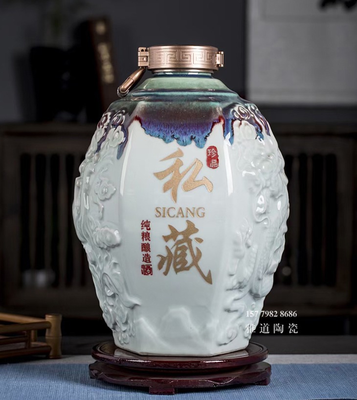 景德镇5斤10斤雕刻陶瓷酒坛（龙凤）