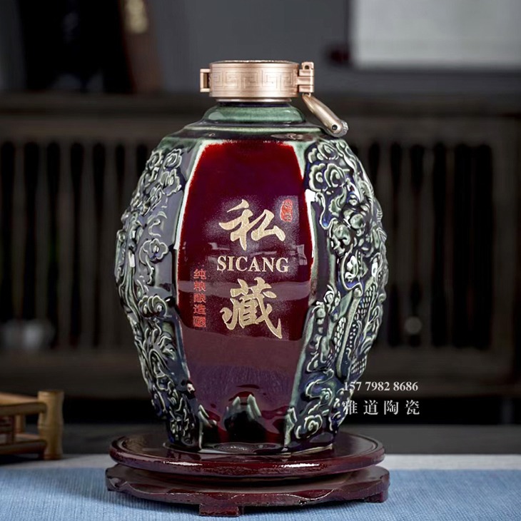 景德镇5斤10斤雕刻陶瓷酒坛（龙凤）