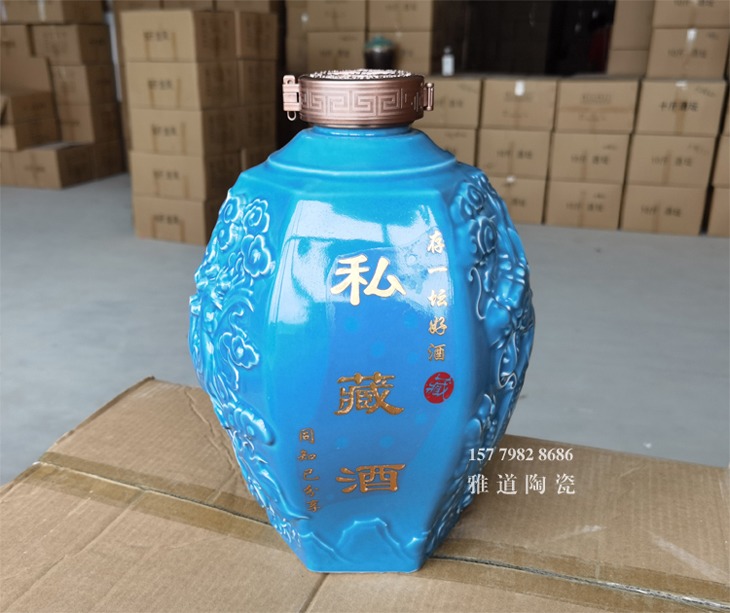 景德镇5斤10斤雕刻陶瓷酒坛（龙凤）