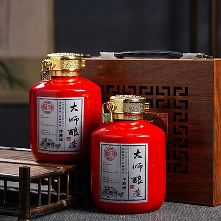 2斤装红色陶瓷小酒坛子木盒装