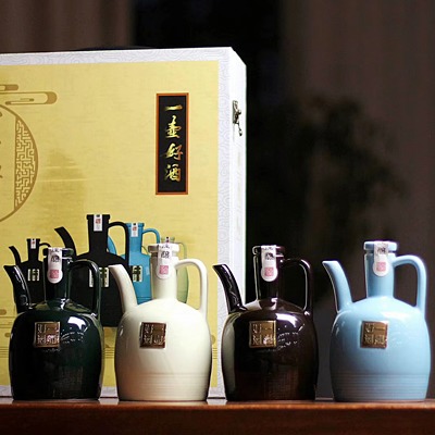 半斤一斤陶瓷酒瓶礼盒装一壶好酒