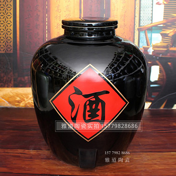 厂家推荐100斤150斤200斤机雕陶瓷酒坛