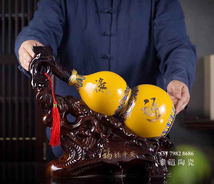 景德镇5斤工艺陶瓷酒坛（福禄双全）