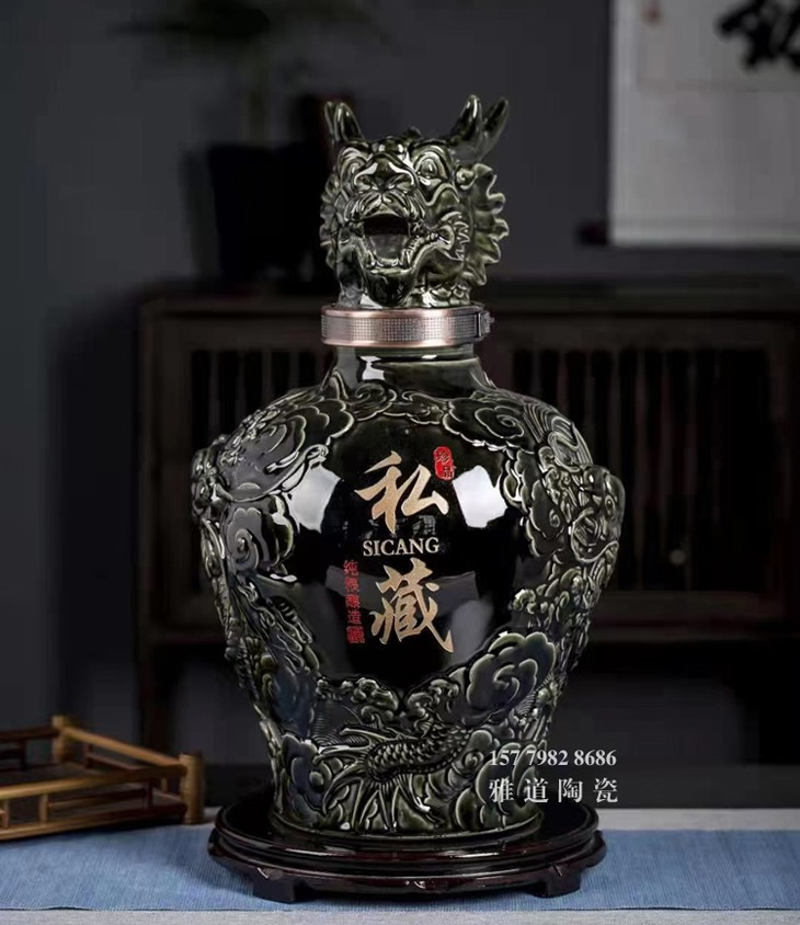 景德镇20斤龙头盖工艺陶瓷酒坛