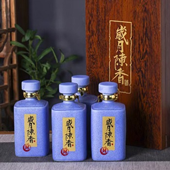 1斤装岁月陈香陶瓷酒瓶（三色可选）