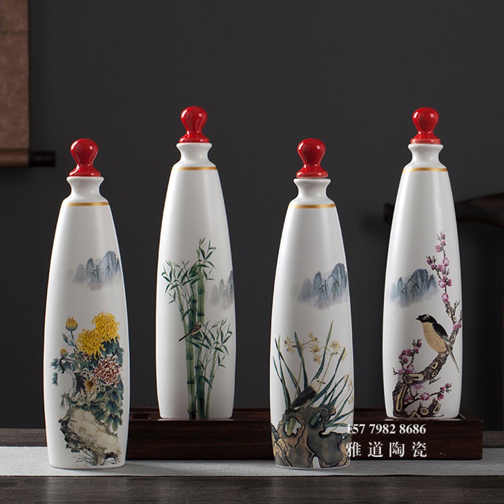 一斤装梅兰竹菊文化小酒坛子