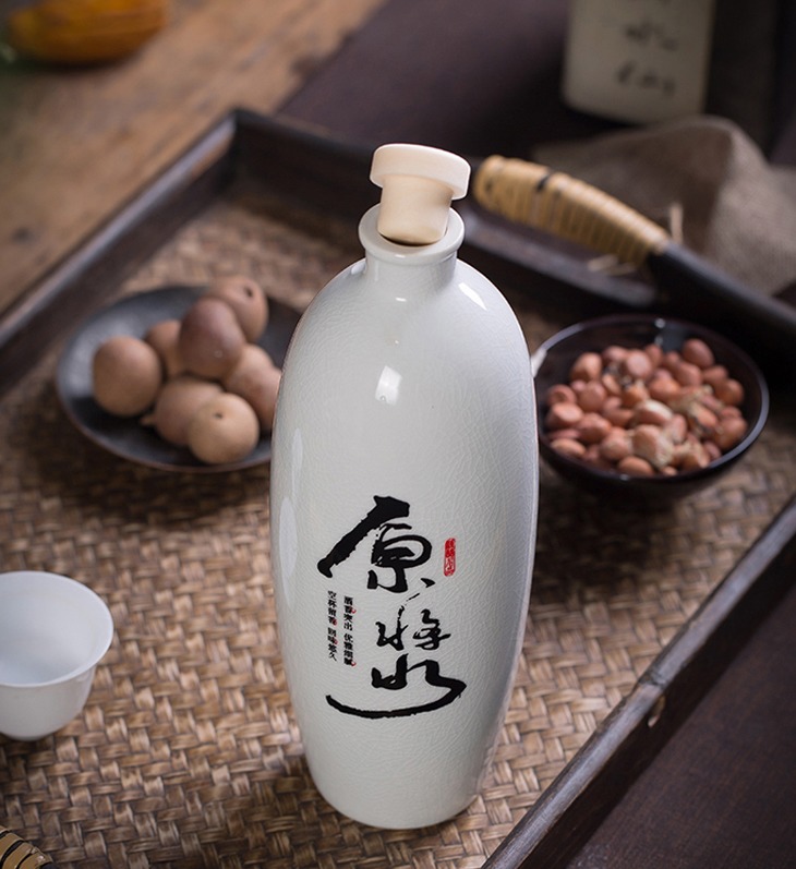 一斤装景德镇裂纹釉陶瓷酒瓶礼盒