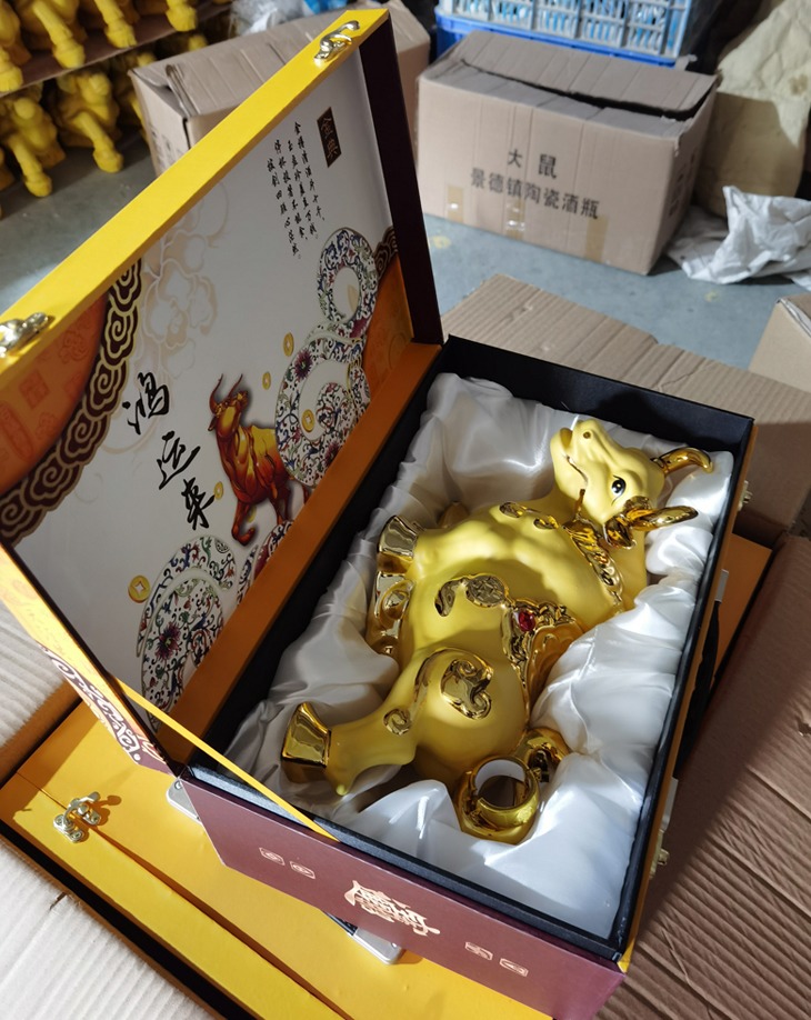 3斤5斤生肖牛礼品酒坛（多款）