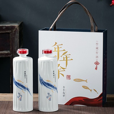1斤装陶瓷酒坛礼盒（年年有余）