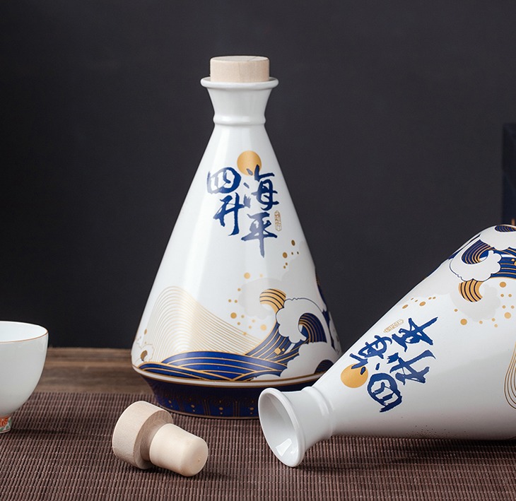 一斤装陶瓷酒坛礼盒（四海升平）