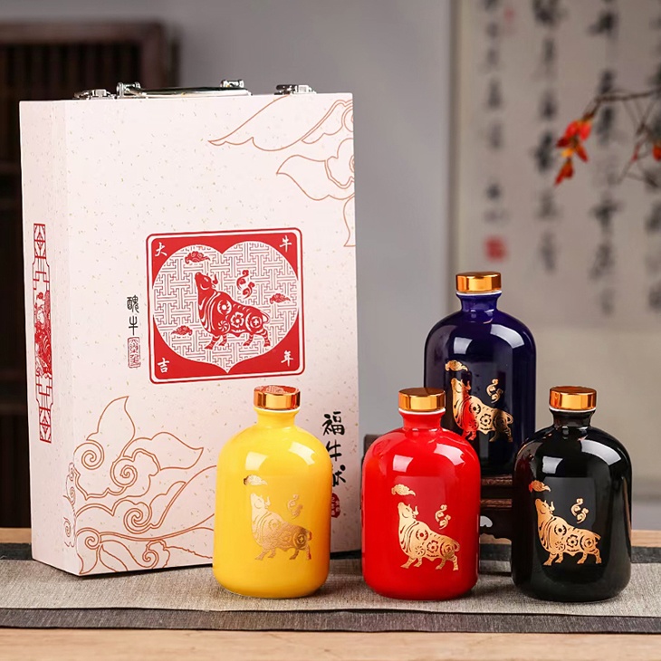 一斤装福牛献瑞生肖牛陶瓷酒坛礼盒