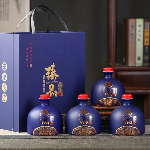 一斤装精美陶瓷酒坛礼盒（臻品） 