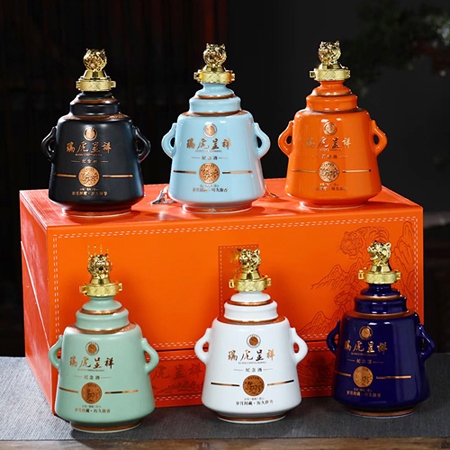 1斤装瑞虎呈祥工艺酒坛（6瓶装）