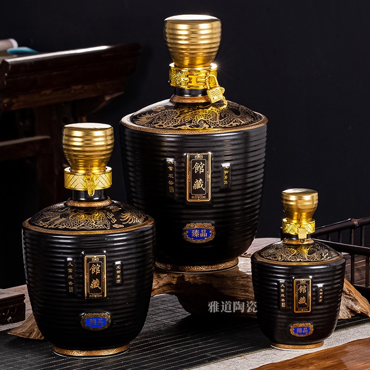 1斤3斤5斤精致陶瓷酒坛（馆藏）(图1)