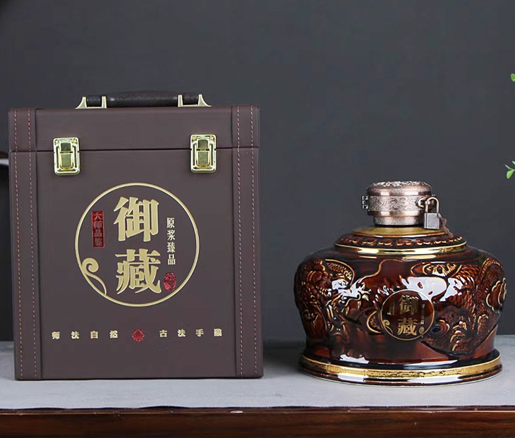 5斤装高档陶瓷酒坛（御藏龙纹）(图7)