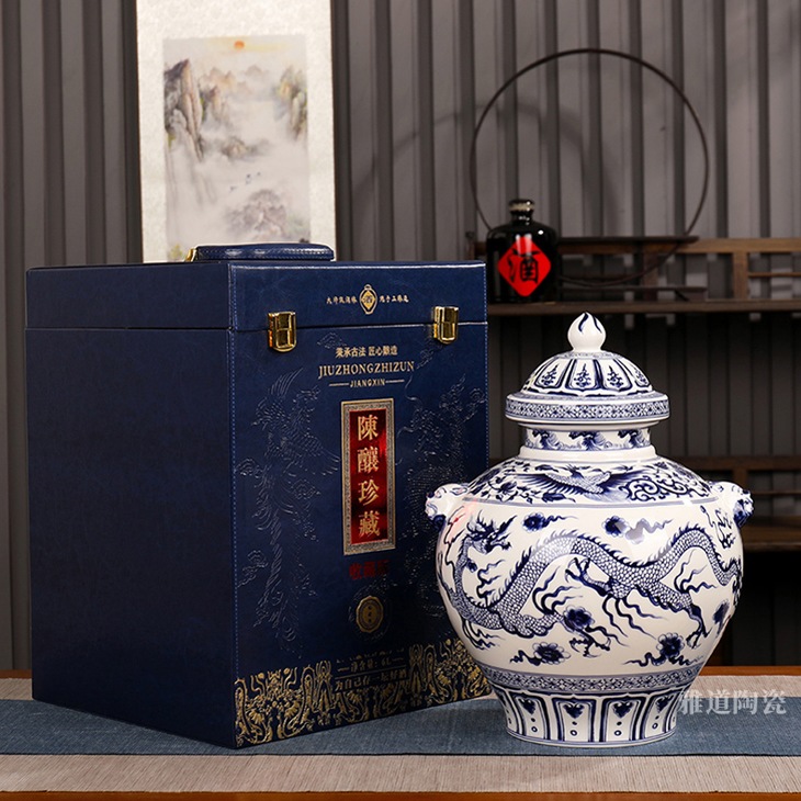 12斤手绘仿元青花龙纹复古酒坛(图1)