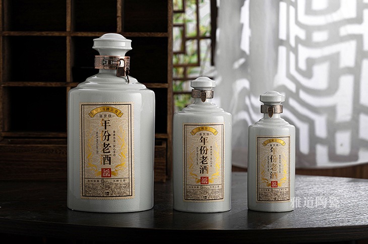 1斤2斤5斤年份老酒裂纹釉陶瓷酒坛(图2)