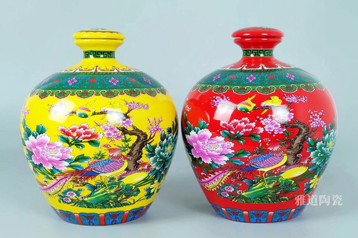 景德镇5斤装陶瓷酒坛（国色天香）(图2)
