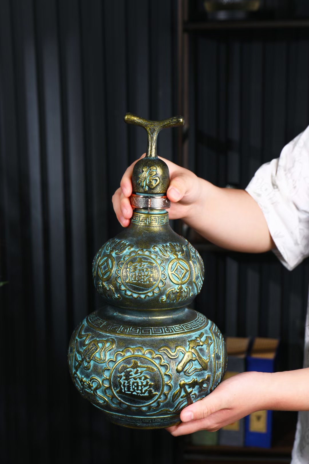 5斤仿青铜招财进宝葫芦 (5).jpg