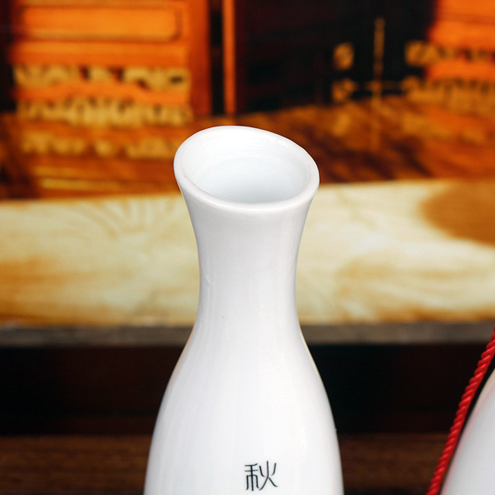 1斤春夏秋冬文化陶瓷酒瓶礼品