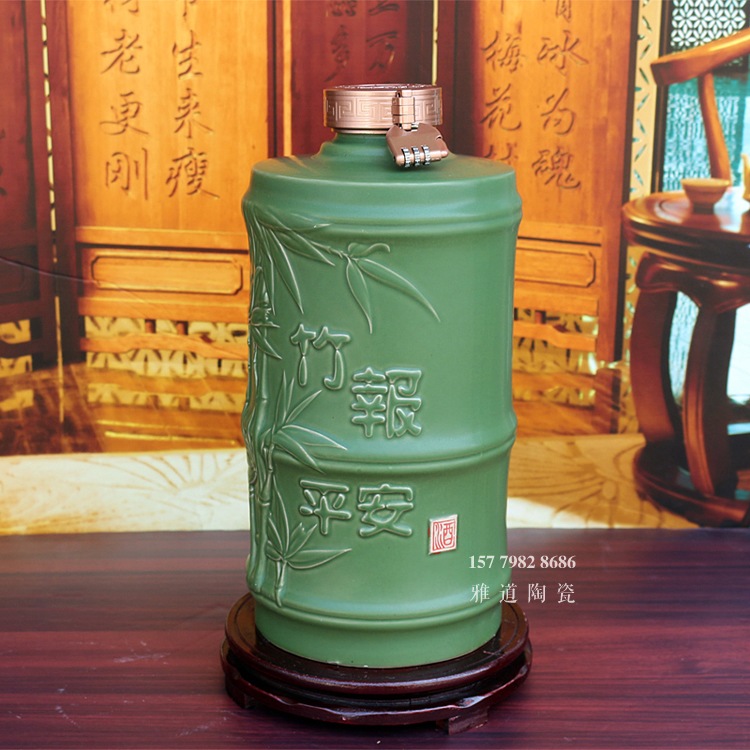 竹报平安景德镇雕刻高档陶瓷酒坛