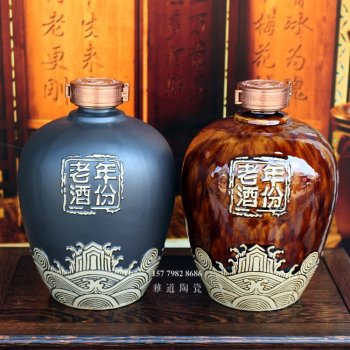 年份老酒5斤装雕刻陶瓷酒坛