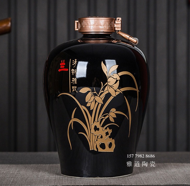 10斤装机雕梅兰竹菊乌金酒坛