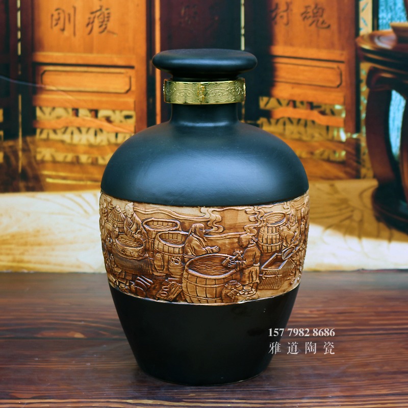 10斤雕刻酿酒图陶瓷酒坛